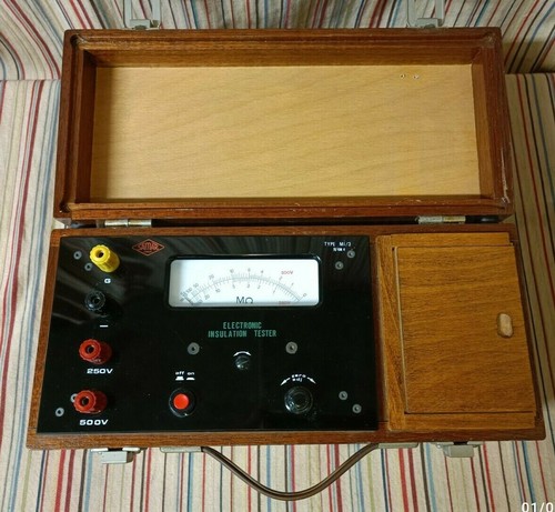 Electronic insulation tester - insulation,